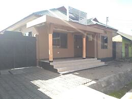 Tengoz Lodge