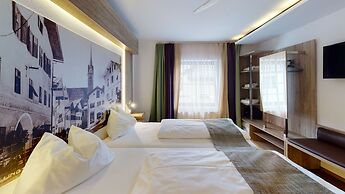 Hotel Adler