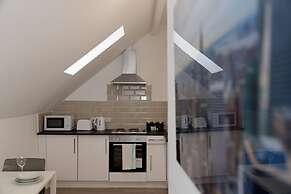 Kirkstall House