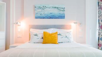Poseidon's Inn