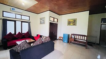 Aman Gati Hotel Lakey