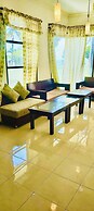Aman Gati Hotel Lakey