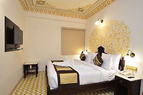 Nirbana Palace - A Heritage Hotel