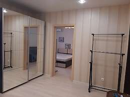 Apartment on Vokzalnaya 51A-1