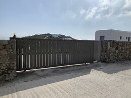 Nikoi Villas