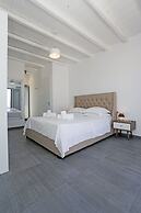 Nikoi Villas