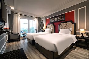 Acoustic Hotel & Spa