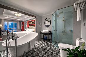 Acoustic Hotel & Spa