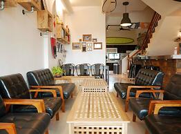 Wave Backpackers - Hostel