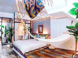 Fas Glass House B&B