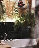 Fas Glass House B&B