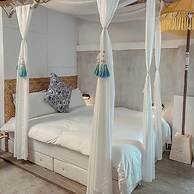 Fas Glass House B&B
