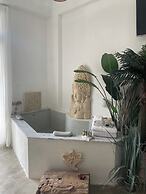 Fas Glass House B&B