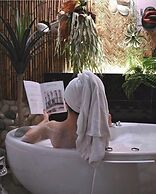 Fas Glass House B&B