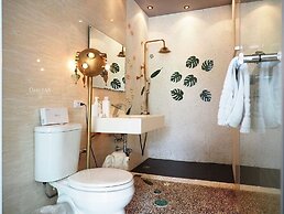 Fas Glass House B&B