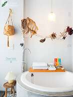 Fas Glass House B&B