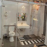 Fas Glass House B&B