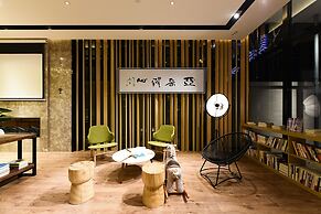 Atour Hotel May Fourth Square Qingdao