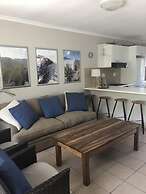 20 River Club Villas