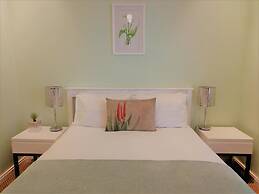 The Greenhouse Guesthouse