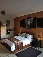 Afari Luxury Boutique