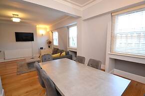 Luxury Hyde Park