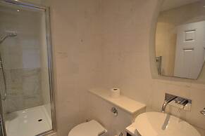 Luxury Hyde Park