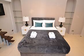 Luxury Hyde Park