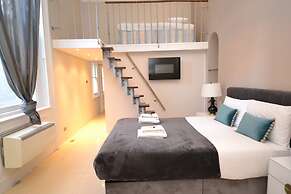 Luxury Hyde Park