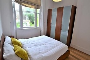 Luxury Hyde Park