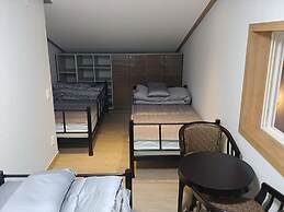 Cheomseongdae House