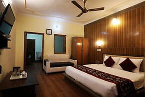 Hotel Moon