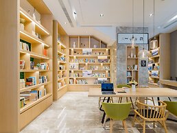 Atour Hotel Renmin Ave Linping Hangzhou