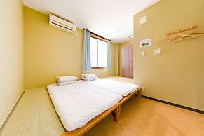 Yolee Guest House