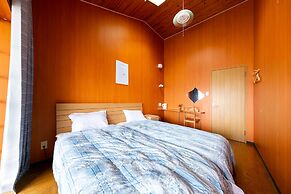 Yolee Guest House
