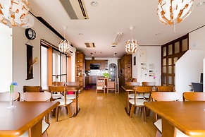 Yolee Guest House
