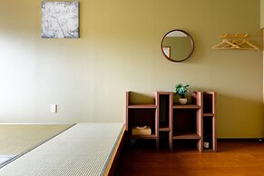 Yolee Guest House