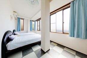 Yolee Guest House