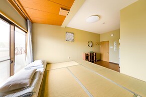 Yolee Guest House