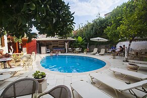 Paradise Hotel