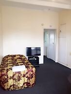 Greenlane Motor Inn
