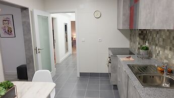 Bellas Flat