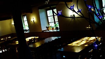Albergue Rural Mandoia - Hostel