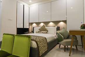 Ebony Residency