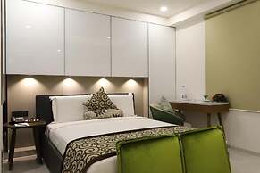 Ebony Residency