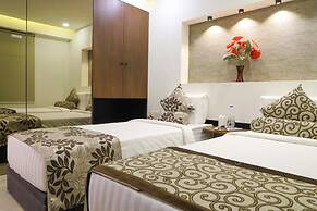 Ebony Residency