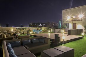 Ebony Residency