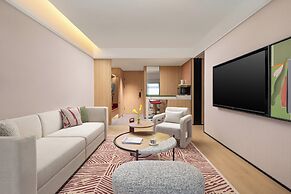 Atwell Suites Shanghai Wuning by IHG
