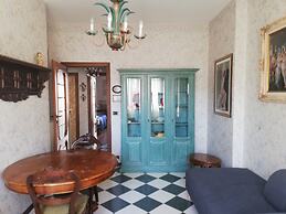 Casa con giardino