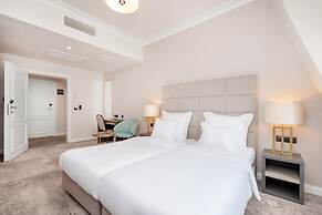 Grand Park Hotel